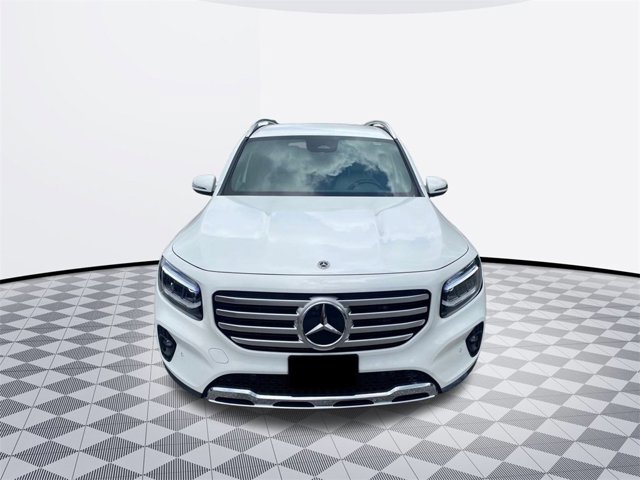 2025 Mercedes Benz GLB 250 4MATIC photo 2