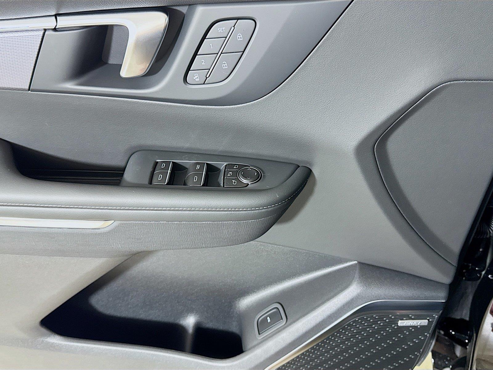 2026 Buick Enclave Sport Touring - Photo 16