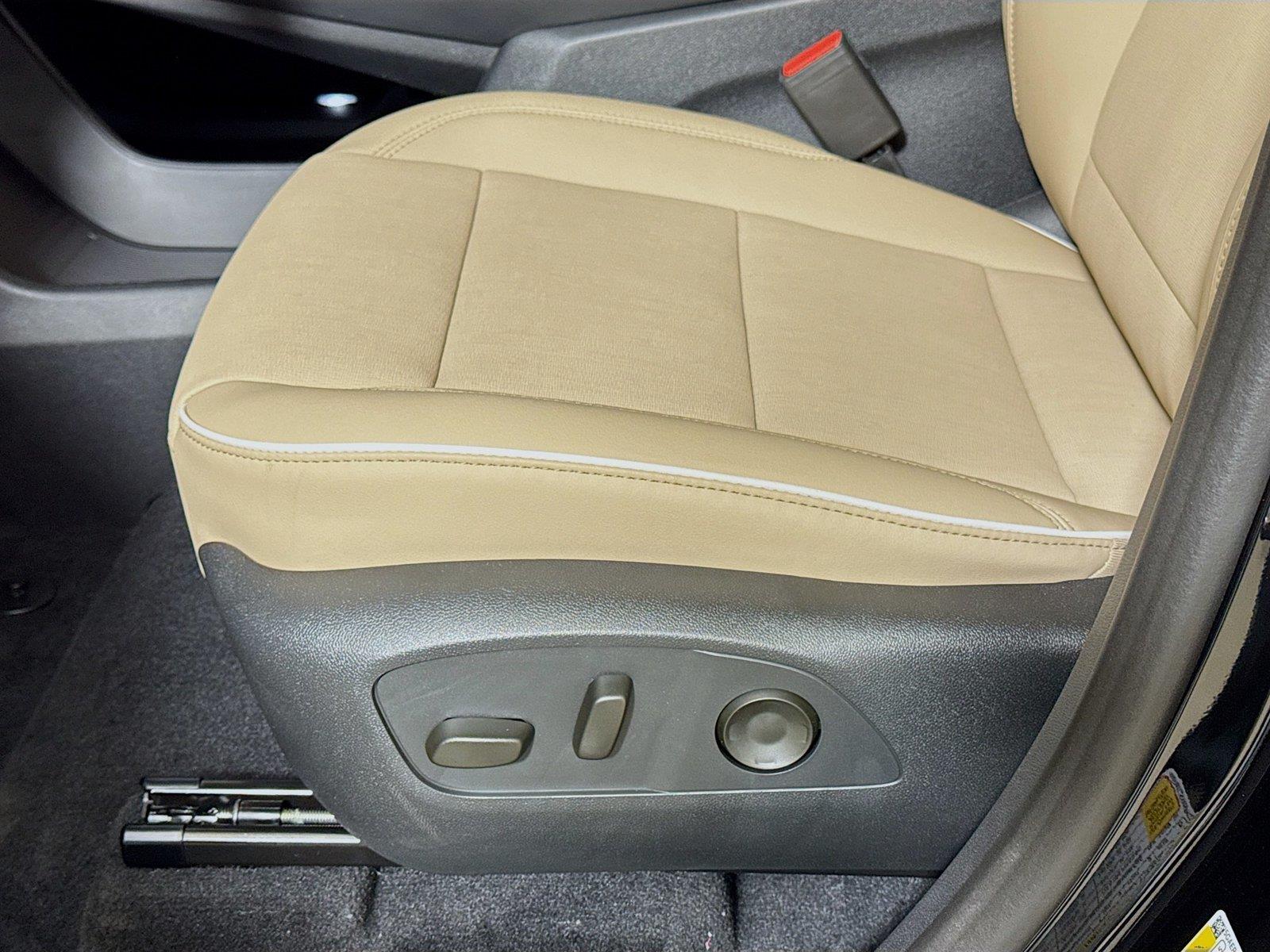 2026 Buick Enclave Preferred - Photo 17