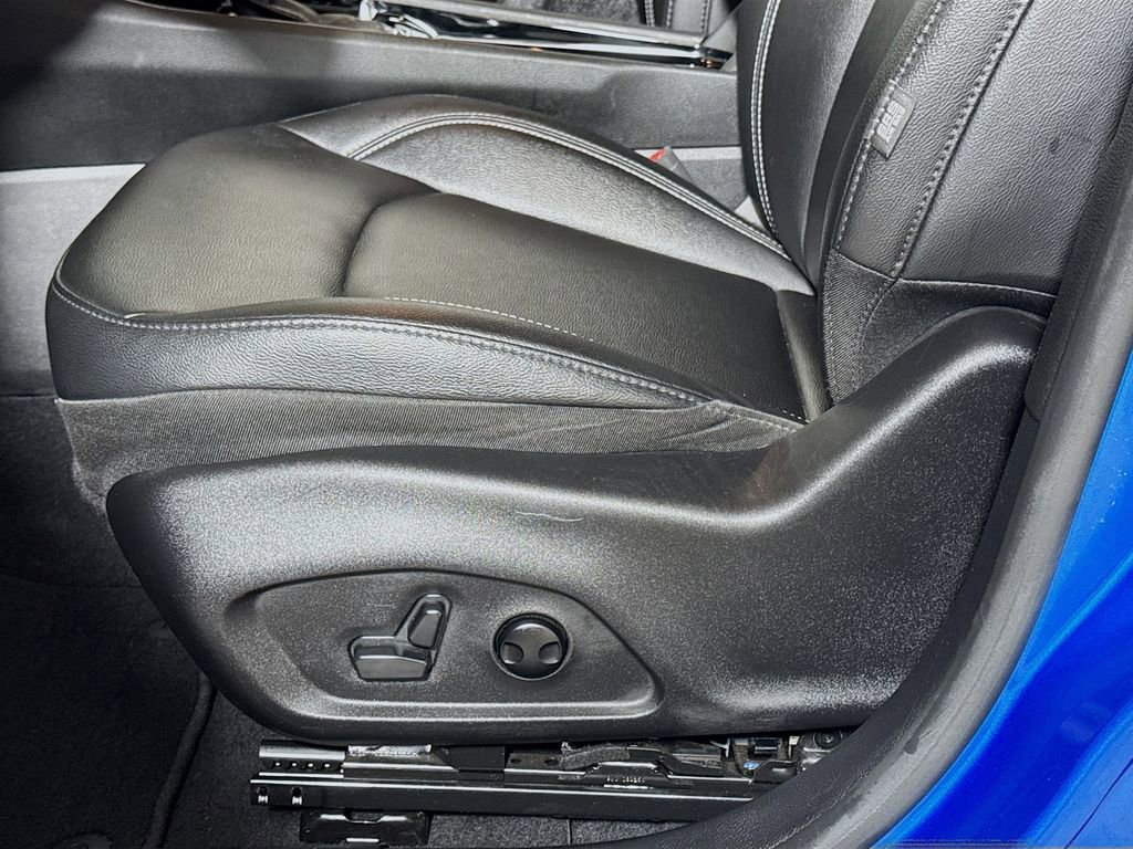 2025 Jeep Compass Limited - Photo 16