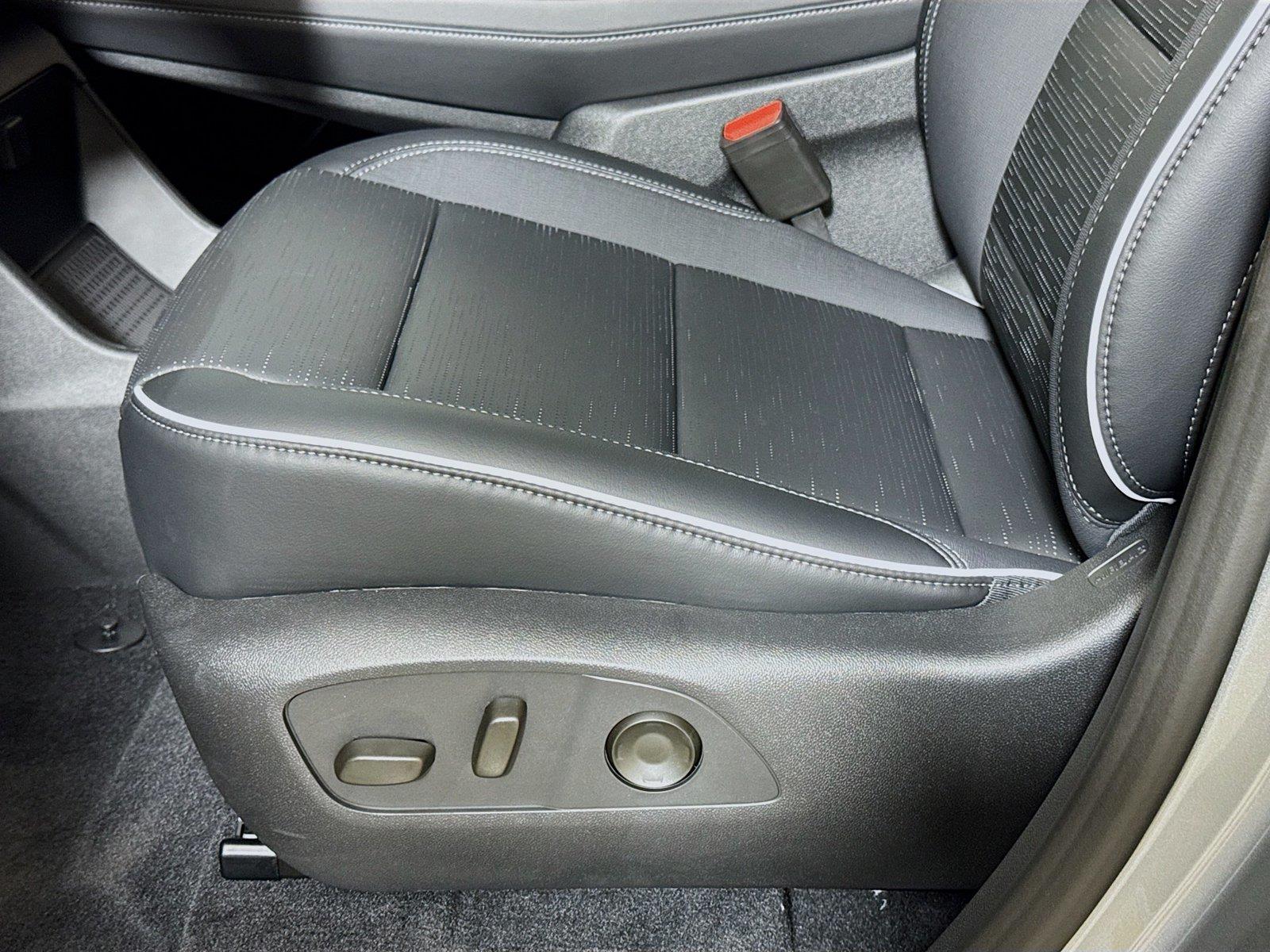 2026 Buick Enclave Sport Touring - Photo 17
