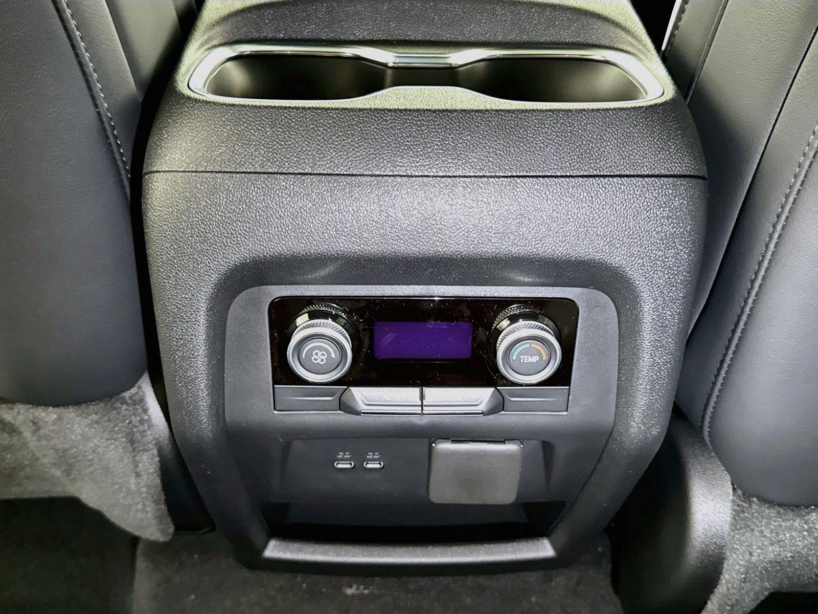 2027 Buick Enclave Sport Touring - Photo 14