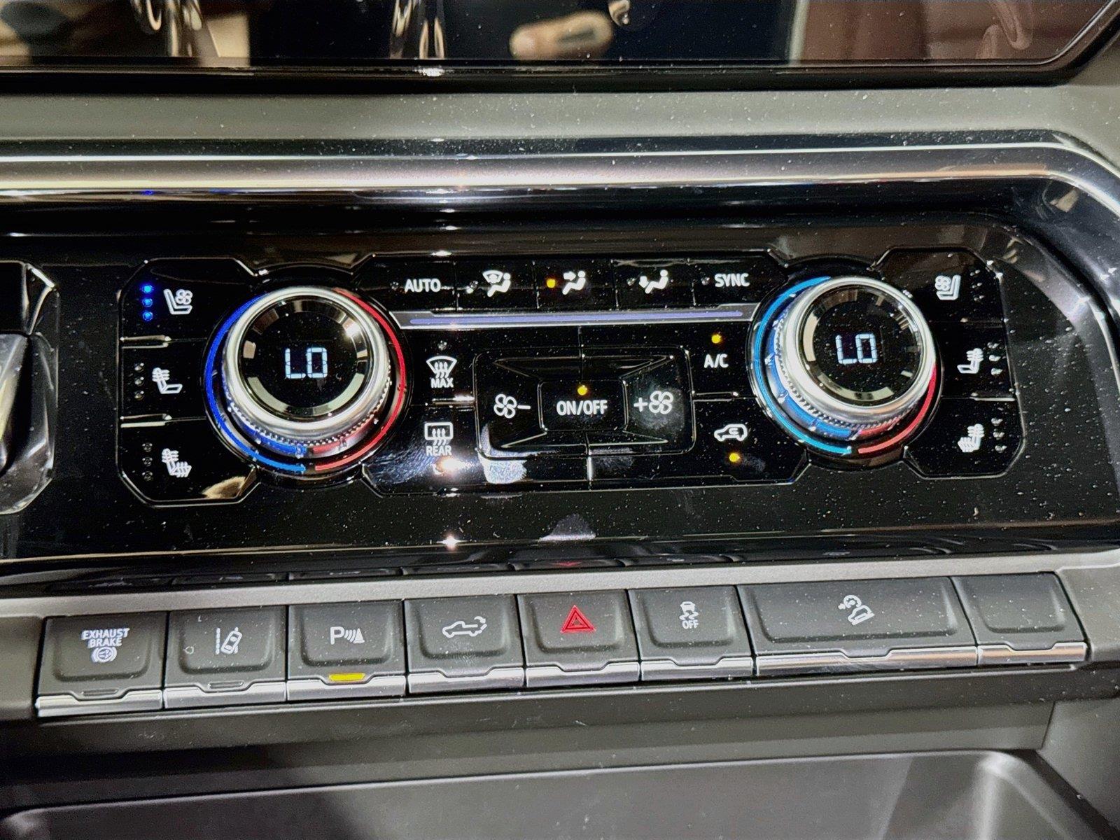2026 GMC Sierra 2500HD Denali Ultimate - Photo 9