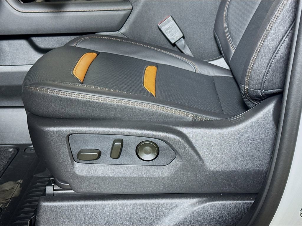 2026 GMC Sierra 2500HD AT4 - Photo 17