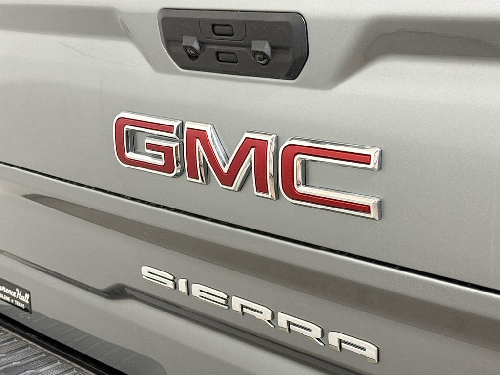 2026 GMC Sierra 1500 SLT - Photo 18