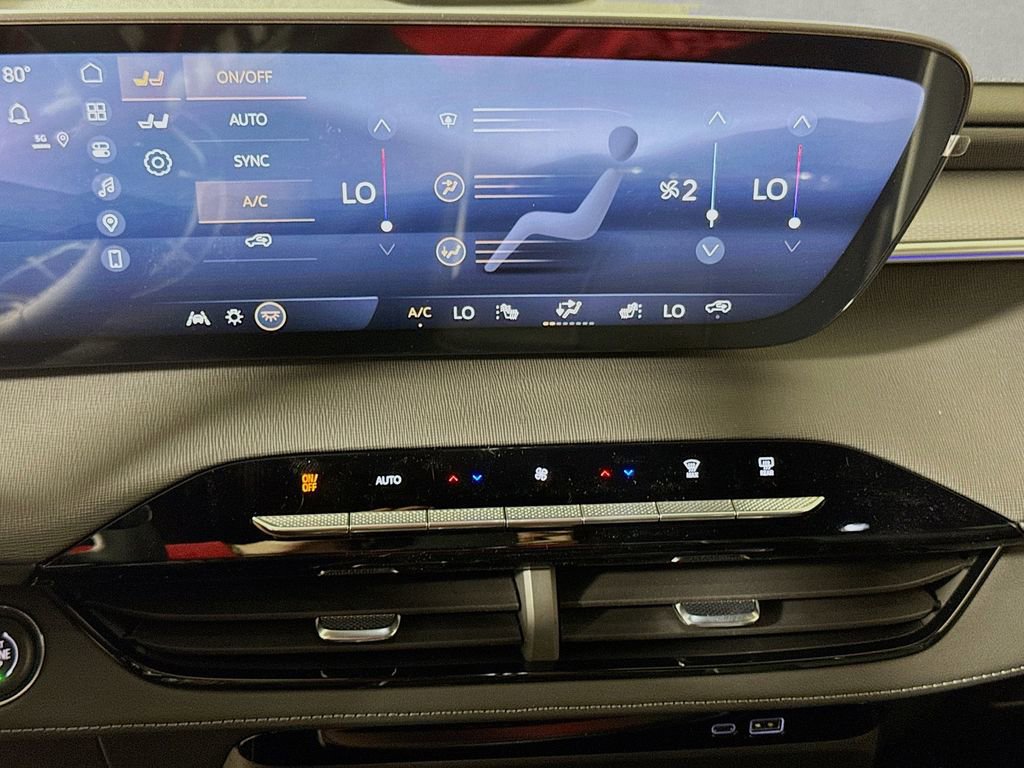 2026 Buick Enclave Sport Touring - Photo 10