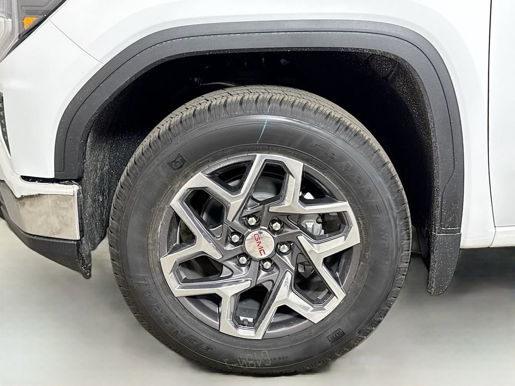 2026 GMC Sierra 1500 SLE - Photo 19