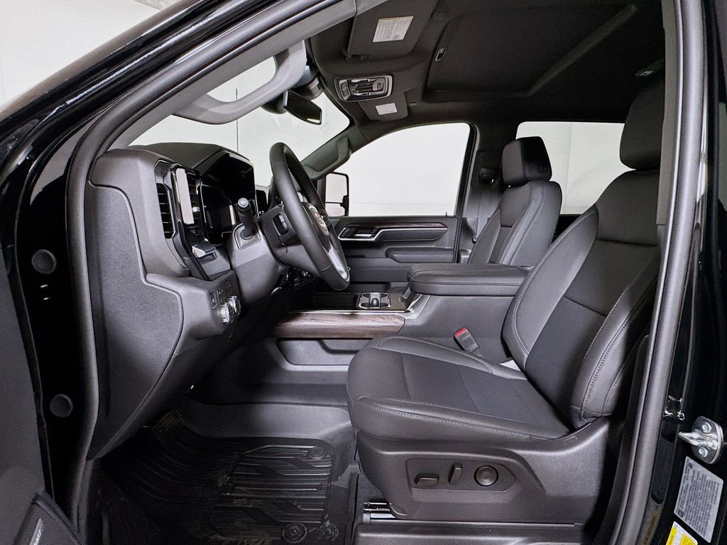 2026 GMC Sierra 2500HD SLT - Photo 12
