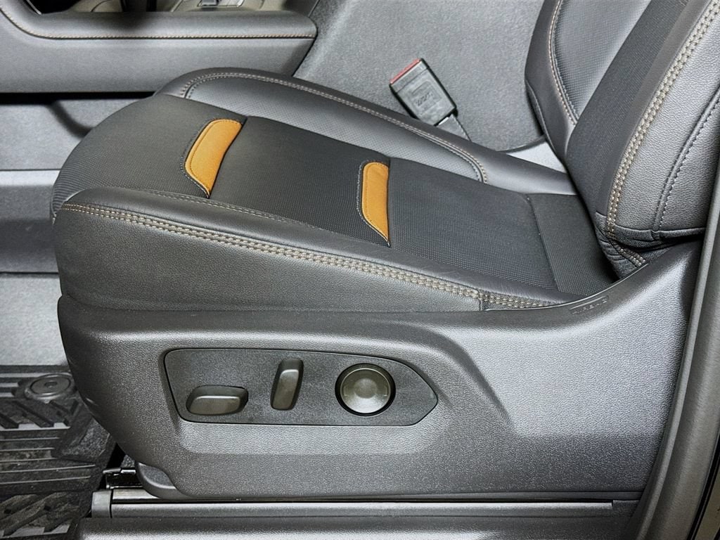 2026 GMC Sierra 1500 AT4 - Photo 17