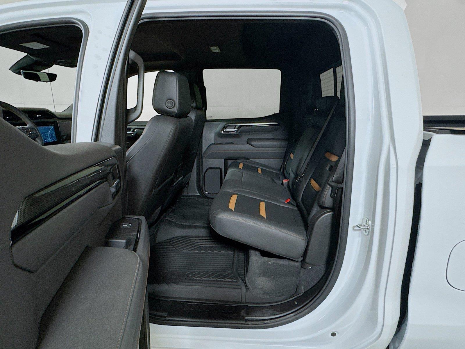 2026 GMC Sierra 1500 AT4 - Photo 12