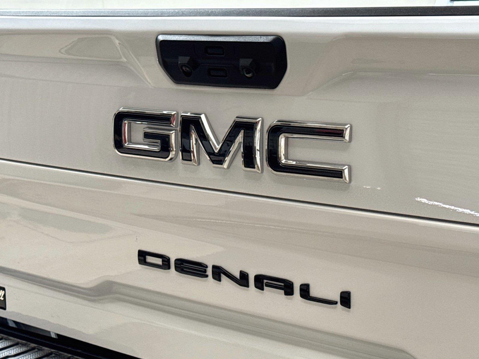 2026 GMC Sierra 2500HD Denali Ultimate - Photo 17