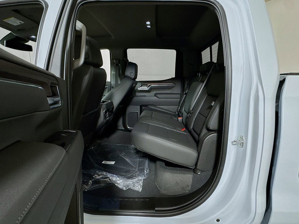2026 GMC Sierra 1500 SLT - Photo 13