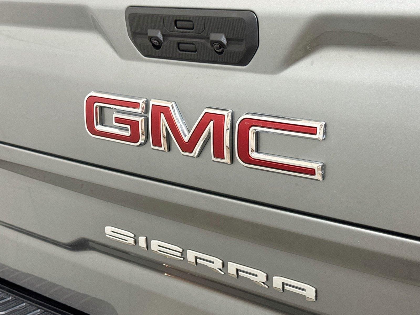 2026 GMC Sierra 1500 SLT - Photo 18