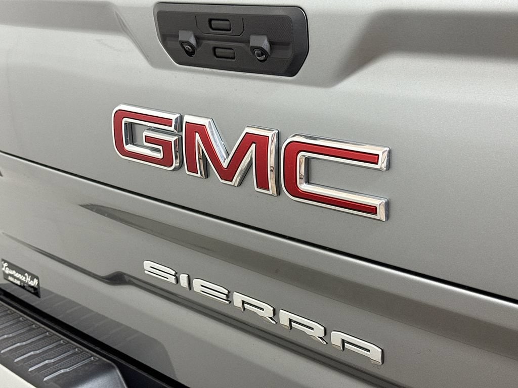 2026 GMC Sierra 1500 SLT - Photo 18