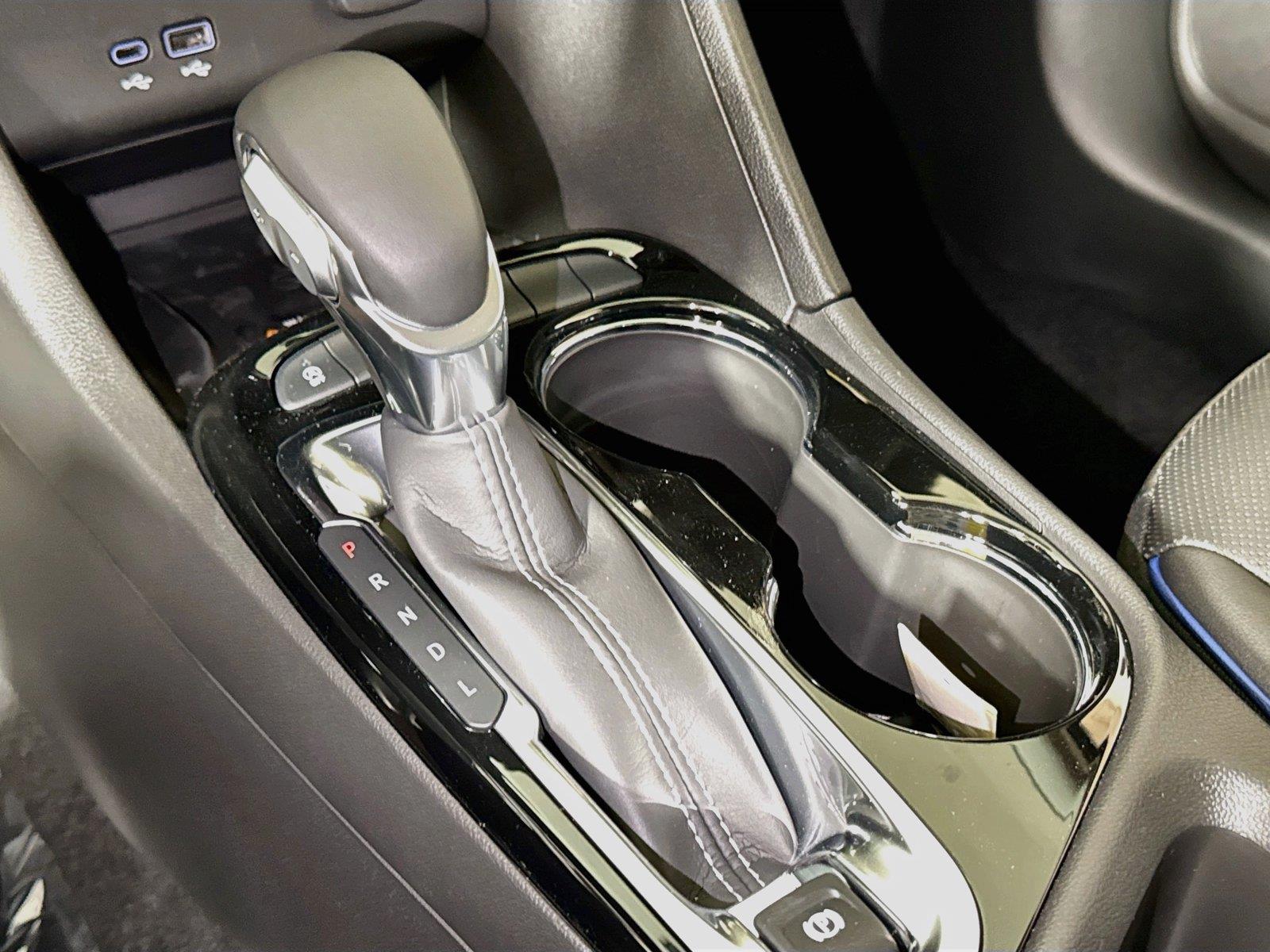 2026 Buick Encore GX Sport Touring - Photo 10