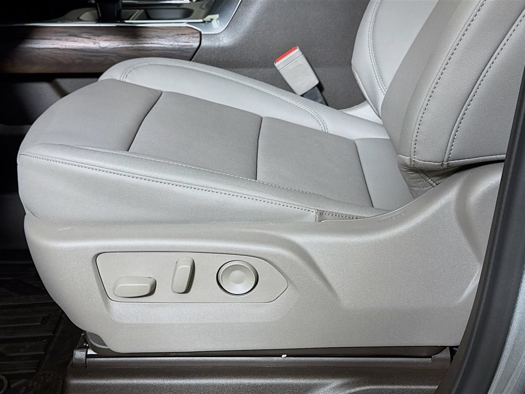 2026 GMC Sierra 1500 SLT - Photo 17