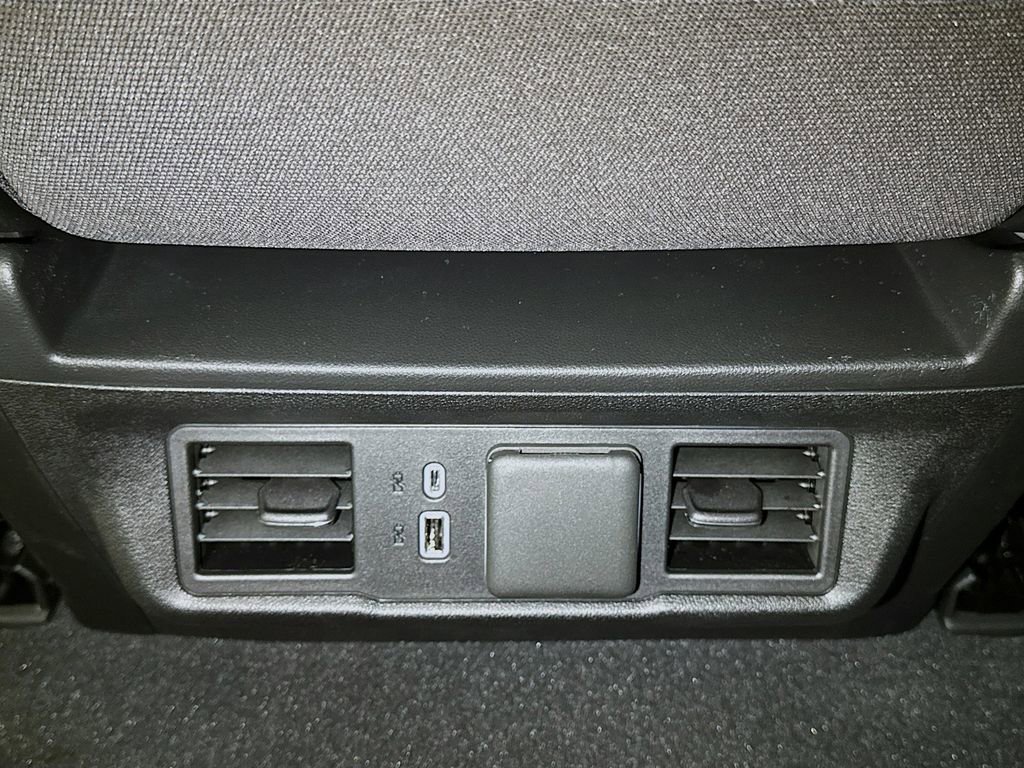 2026 GMC Sierra 1500 SLE - Photo 14