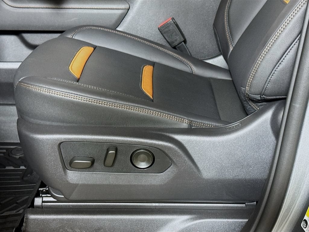 2026 GMC Sierra 1500 AT4 - Photo 17