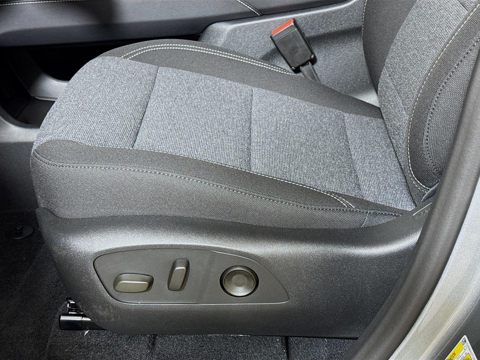 2026 GMC Acadia Elevation - Photo 17