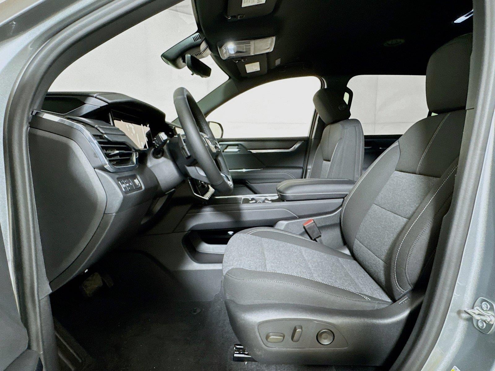 2026 GMC Acadia Elevation - Photo 12