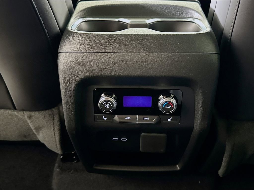 2026 GMC Acadia Elevation - Photo 14