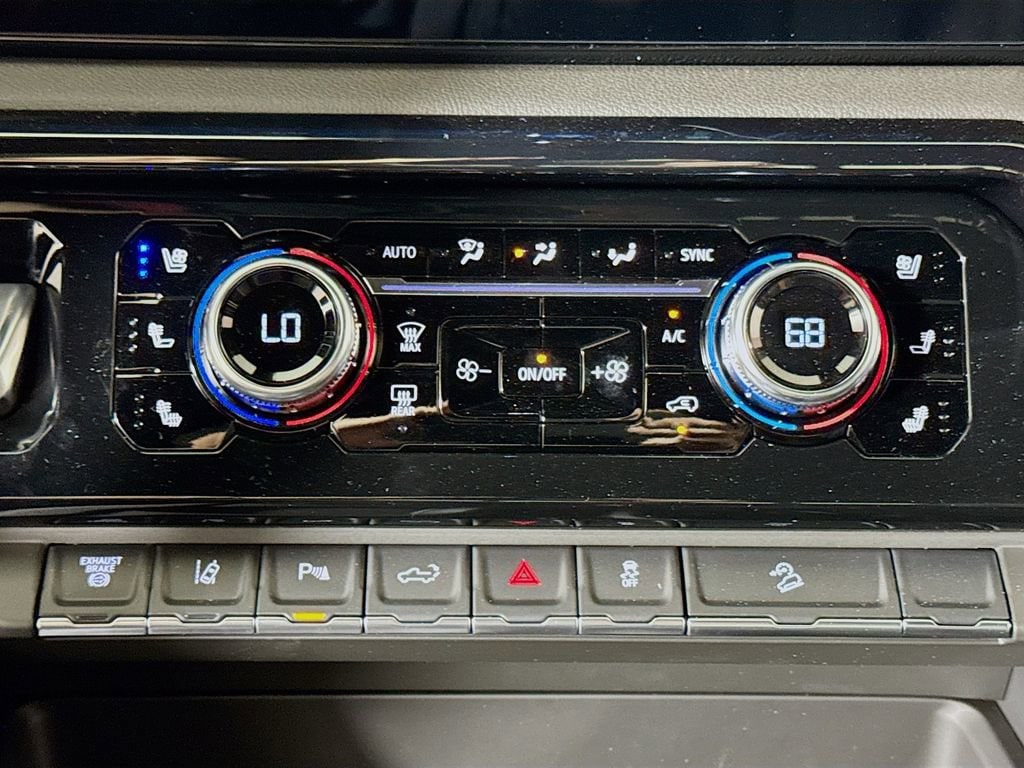 2026 GMC Sierra 2500HD AT4 - Photo 10