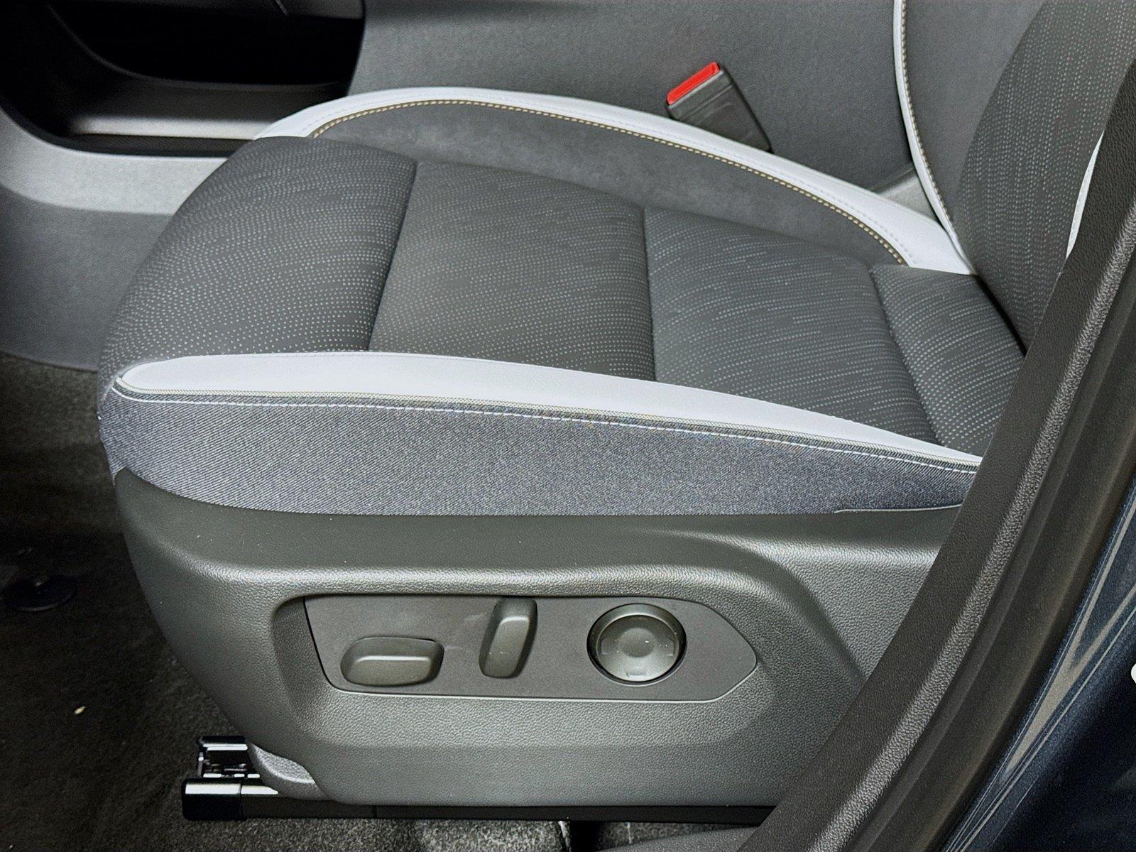 2026 Buick Envision Sport Touring - Photo 17