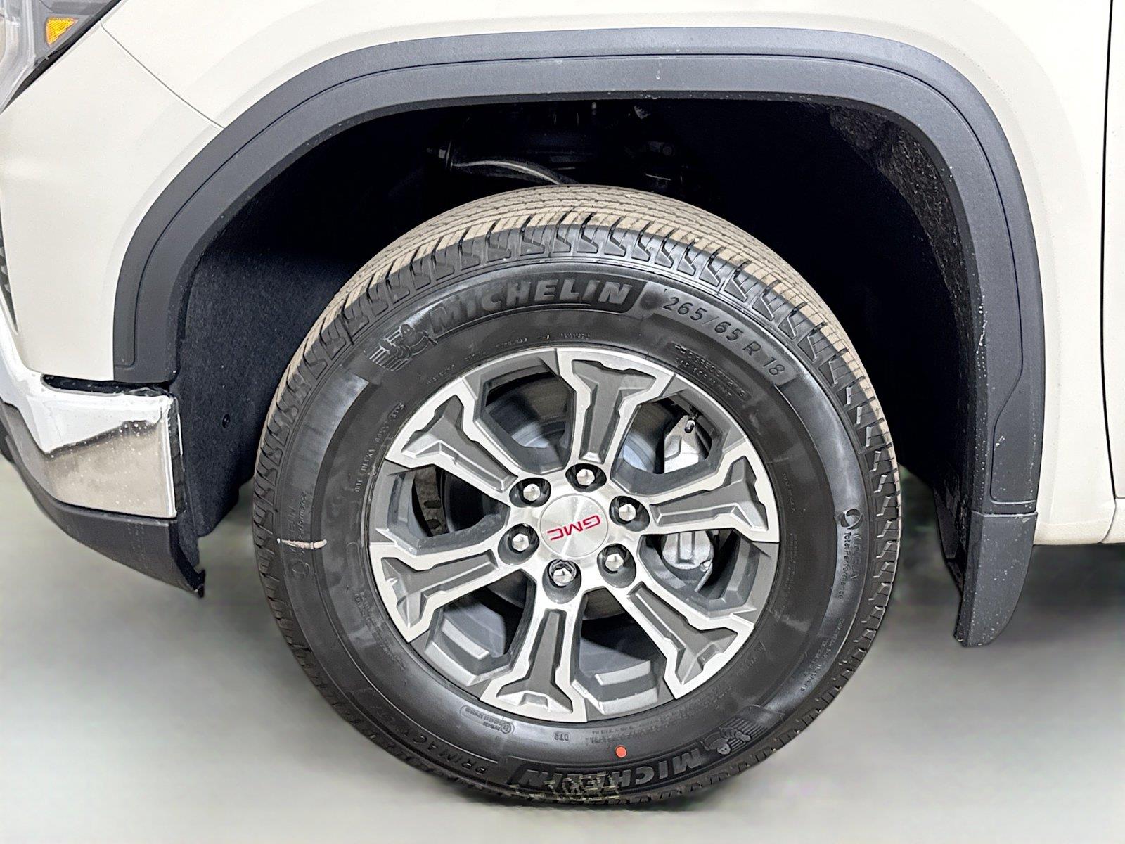 2026 GMC Sierra 1500 SLE - Photo 19