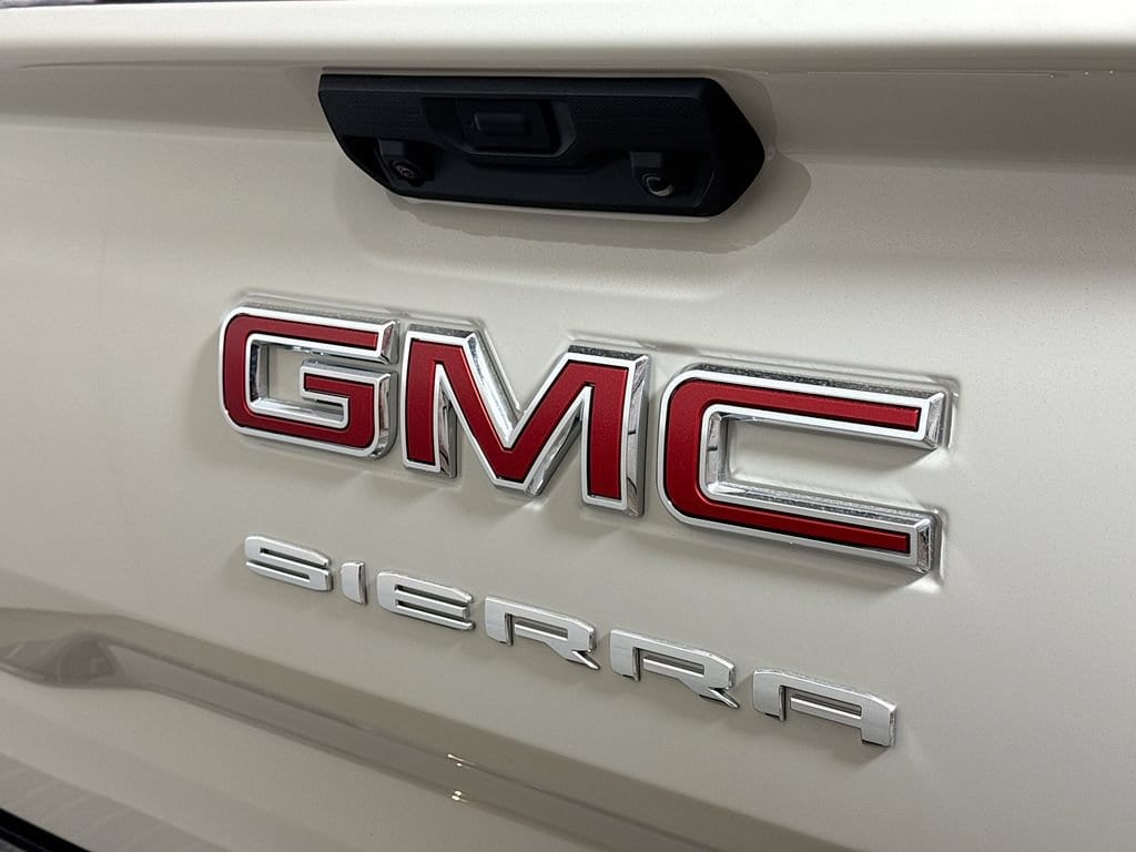 2026 GMC Sierra 1500 SLE - Photo 18