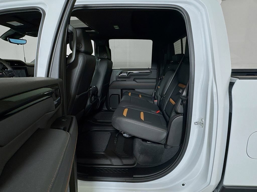 2026 GMC Sierra 2500HD AT4 - Photo 13