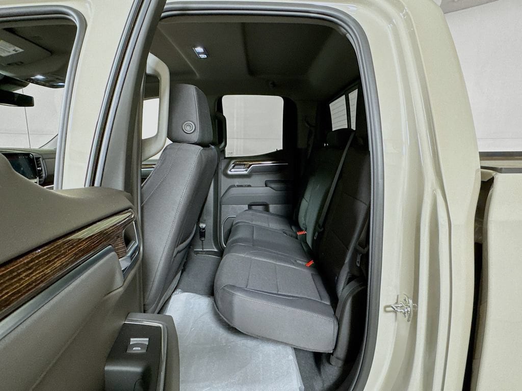 2026 GMC Sierra 1500 SLE - Photo 14