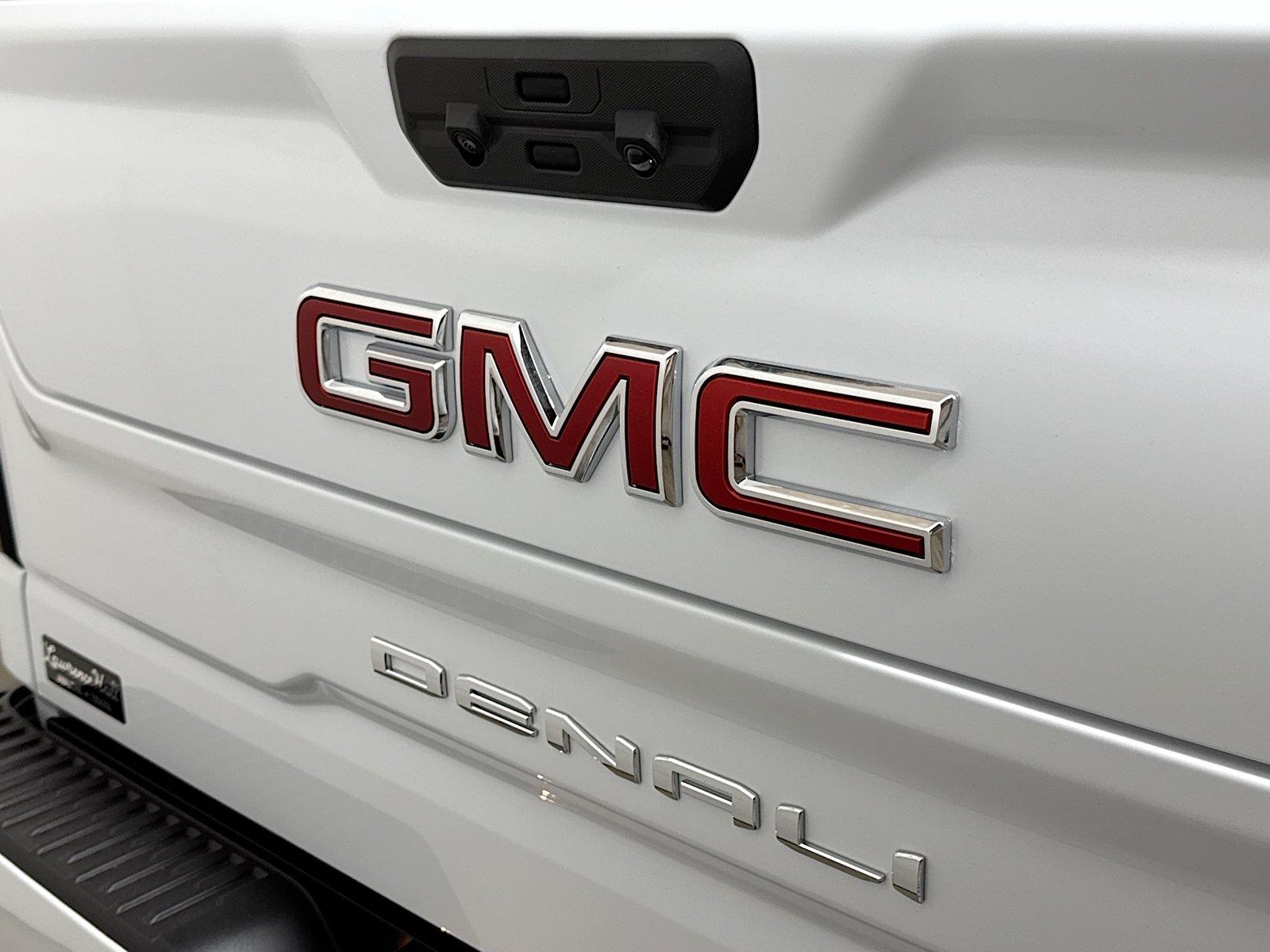 2026 GMC Sierra 1500 Denali - Photo 17