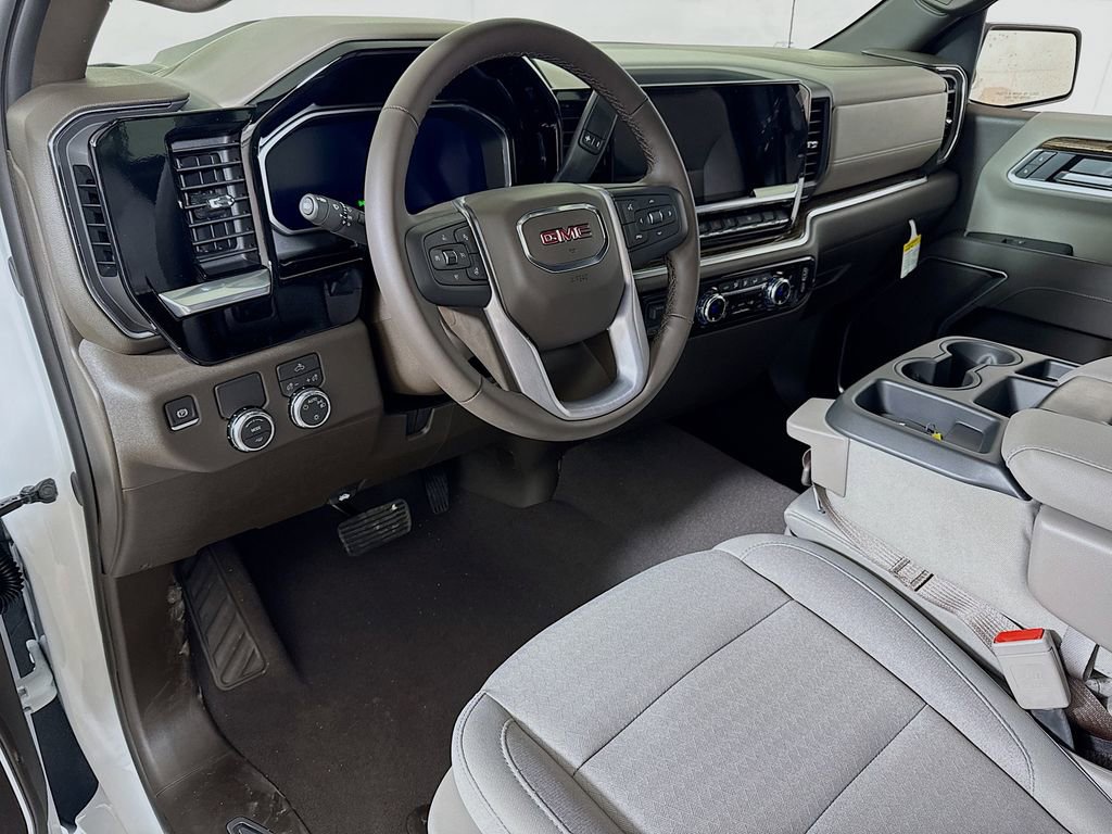 2026 GMC Sierra 1500 SLE - Photo 5