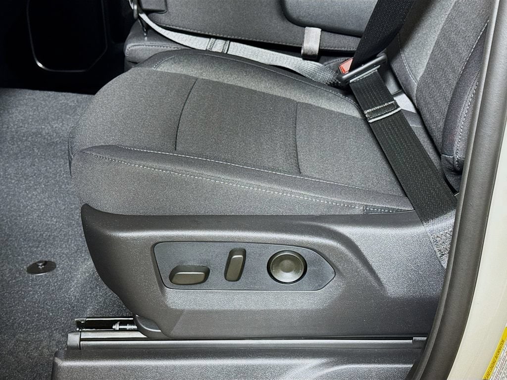 2026 GMC Sierra 1500 SLE - Photo 12