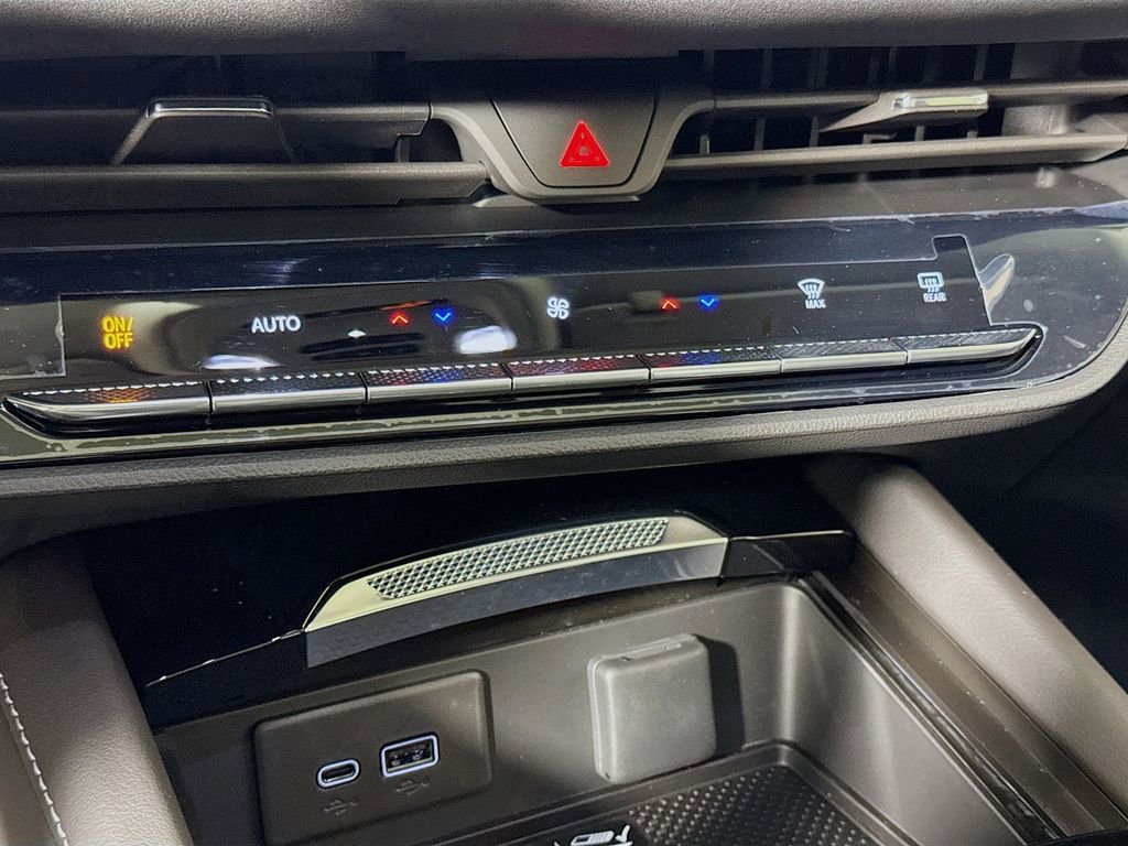2026 Buick Envision Sport Touring - Photo 10