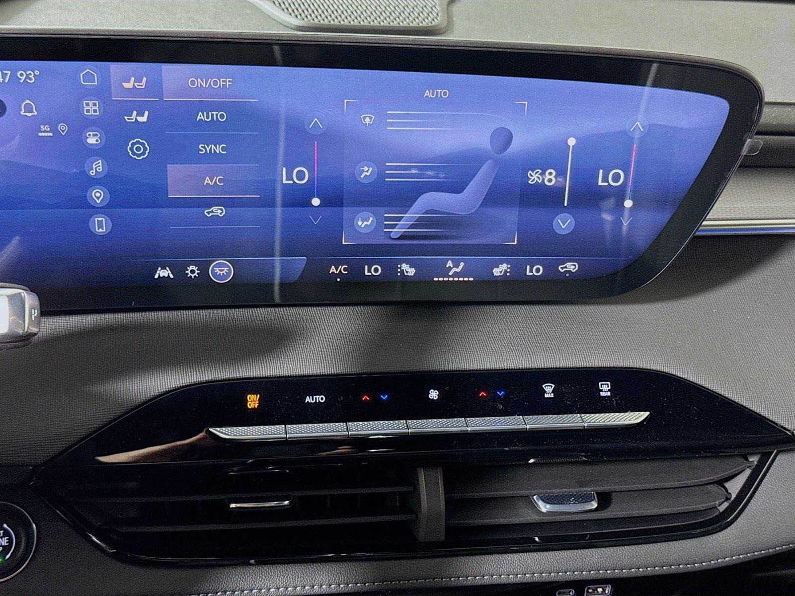 2026 Buick Enclave Sport Touring - Photo 10
