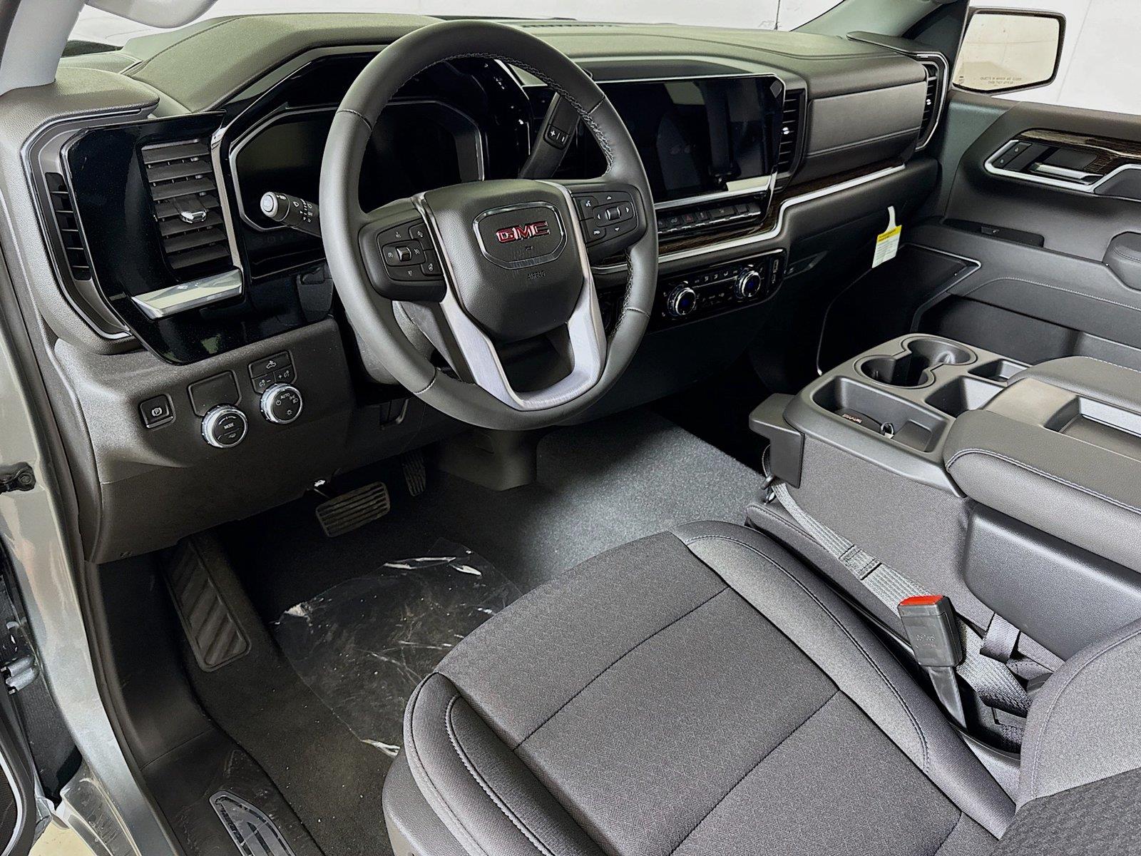 2026 GMC Sierra 1500 SLE - Photo 5