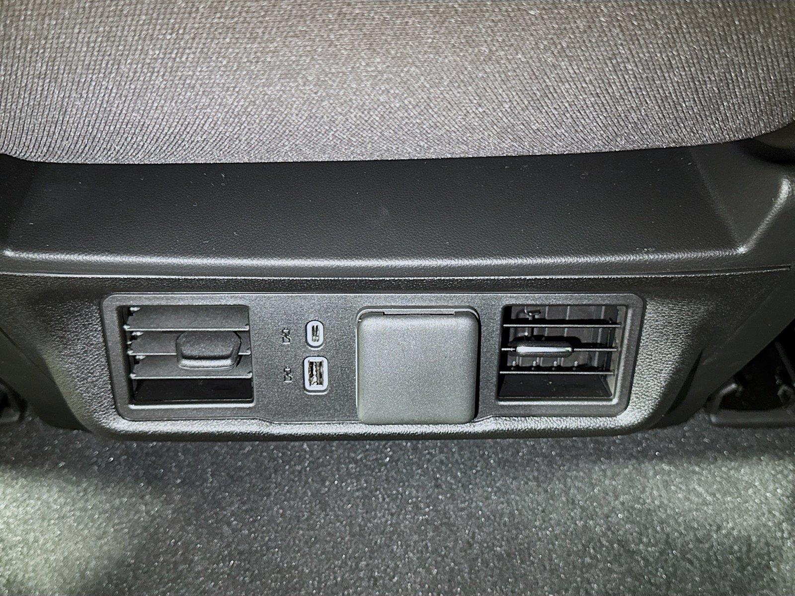 2026 GMC Sierra 1500 SLE - Photo 15