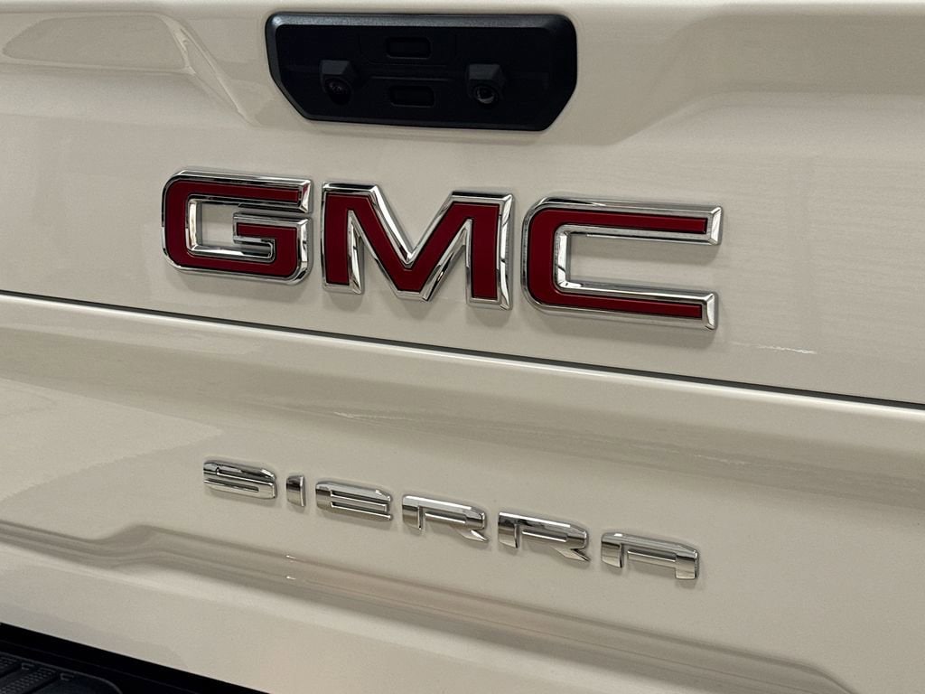2026 GMC Sierra 2500HD AT4 - Photo 18