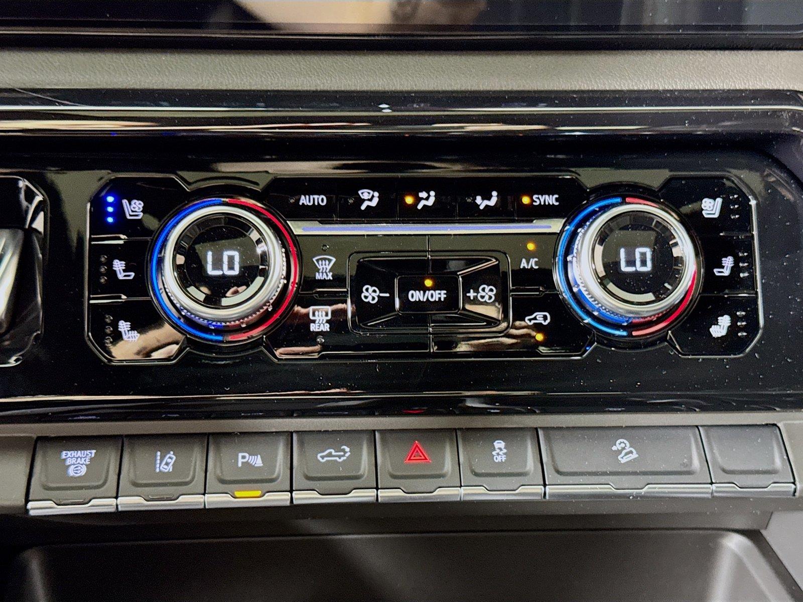 2026 GMC Sierra 2500HD AT4 - Photo 10