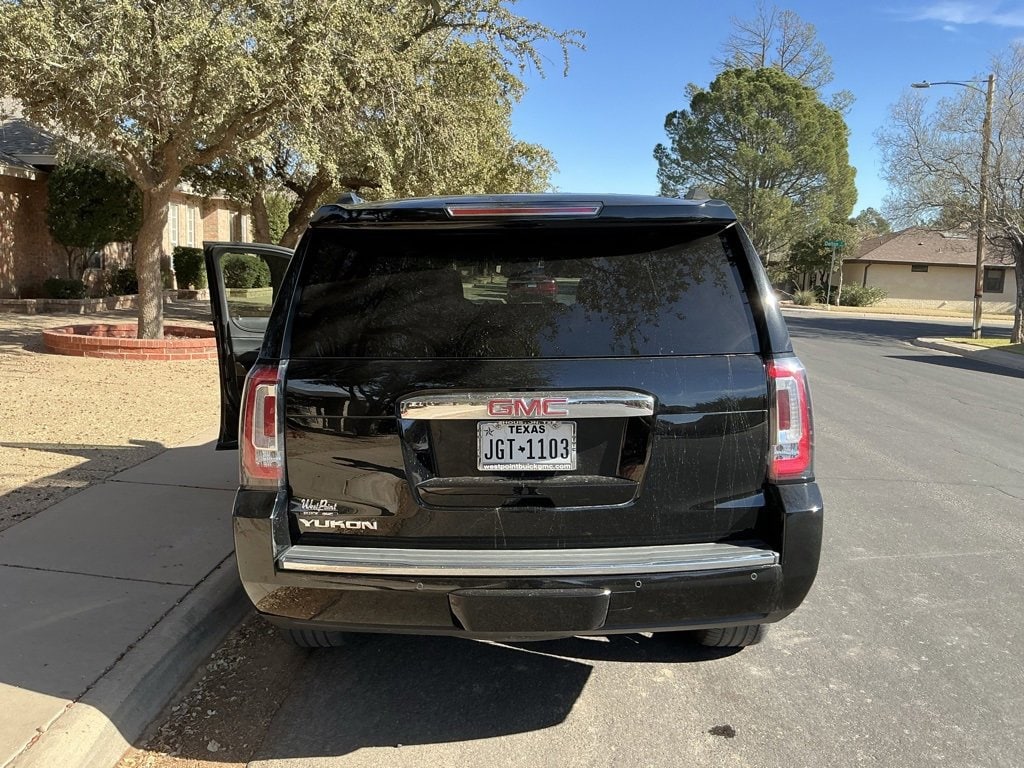 Used 2017 GMC Yukon Denali SUV