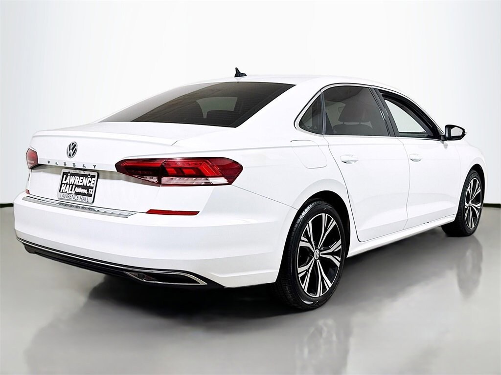 Used 2021 Volkswagen Passat 2.0T SE