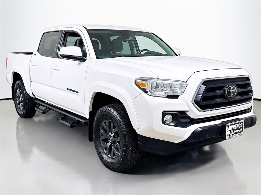2023 Toyota Tacoma SR5 V6 photo 3
