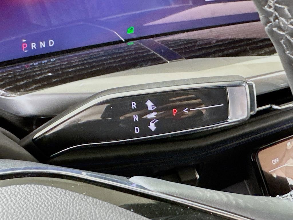 2025 Cadillac Escalade IQ Luxury 1 - Photo 11