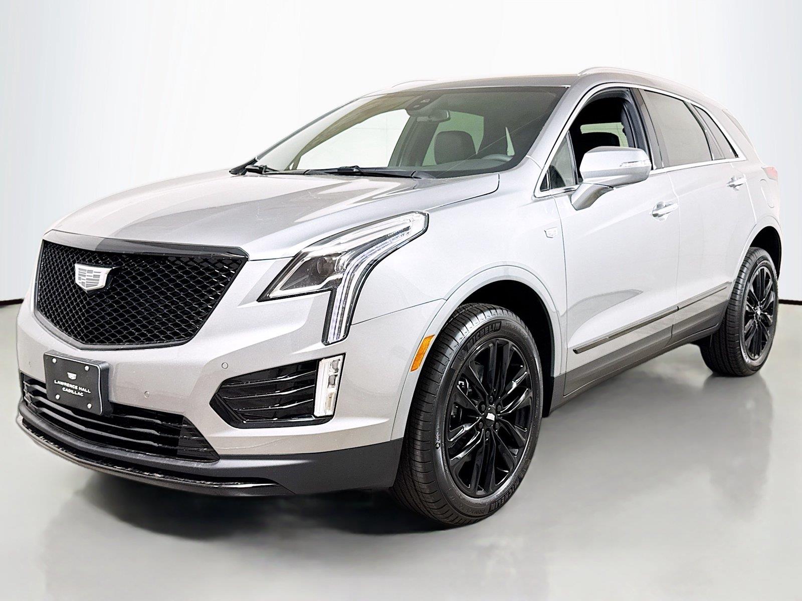 New 2026 CADILLAC XT5 Luxury