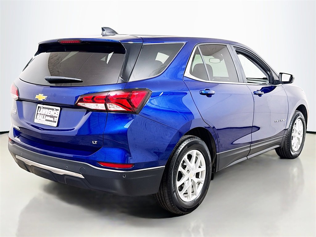 2023 Chevrolet Equinox LT photo 3