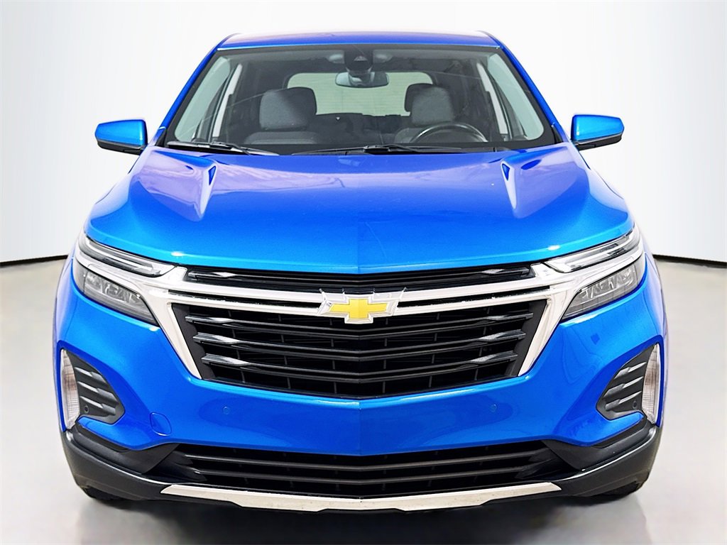 2024 Chevrolet Equinox LT photo 2