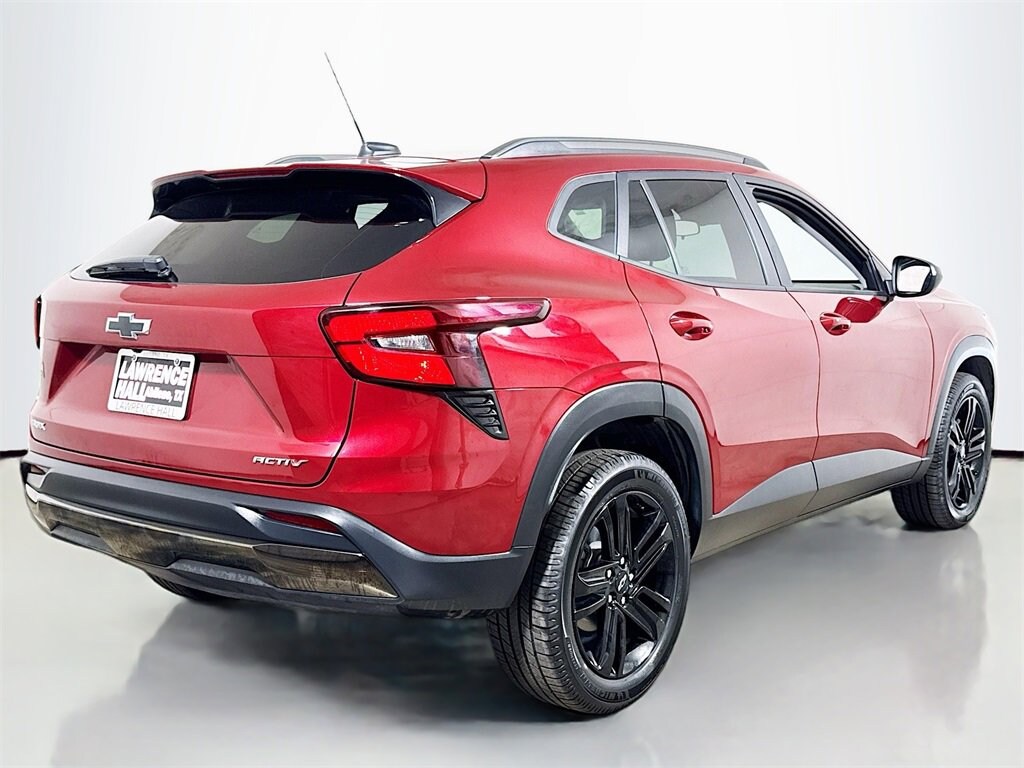 Used 2024 Chevrolet Trax Activ SUV