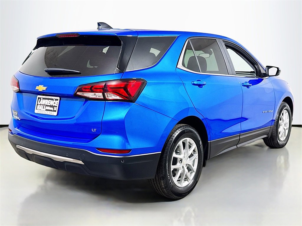 2024 Chevrolet Equinox LT photo 4