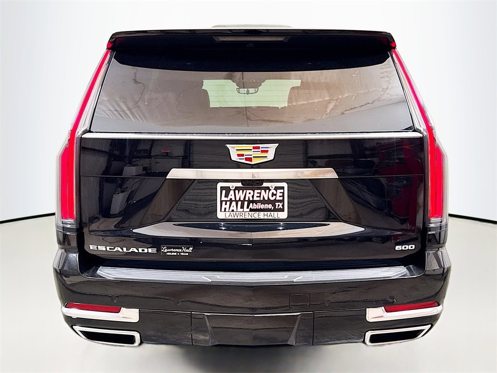 2025 Cadillac Escalade Premium Luxury photo 4